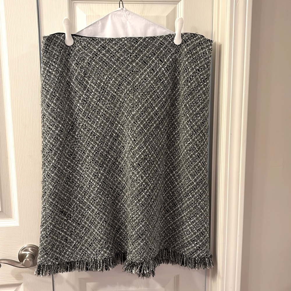 Apostrophe Black and White skirt